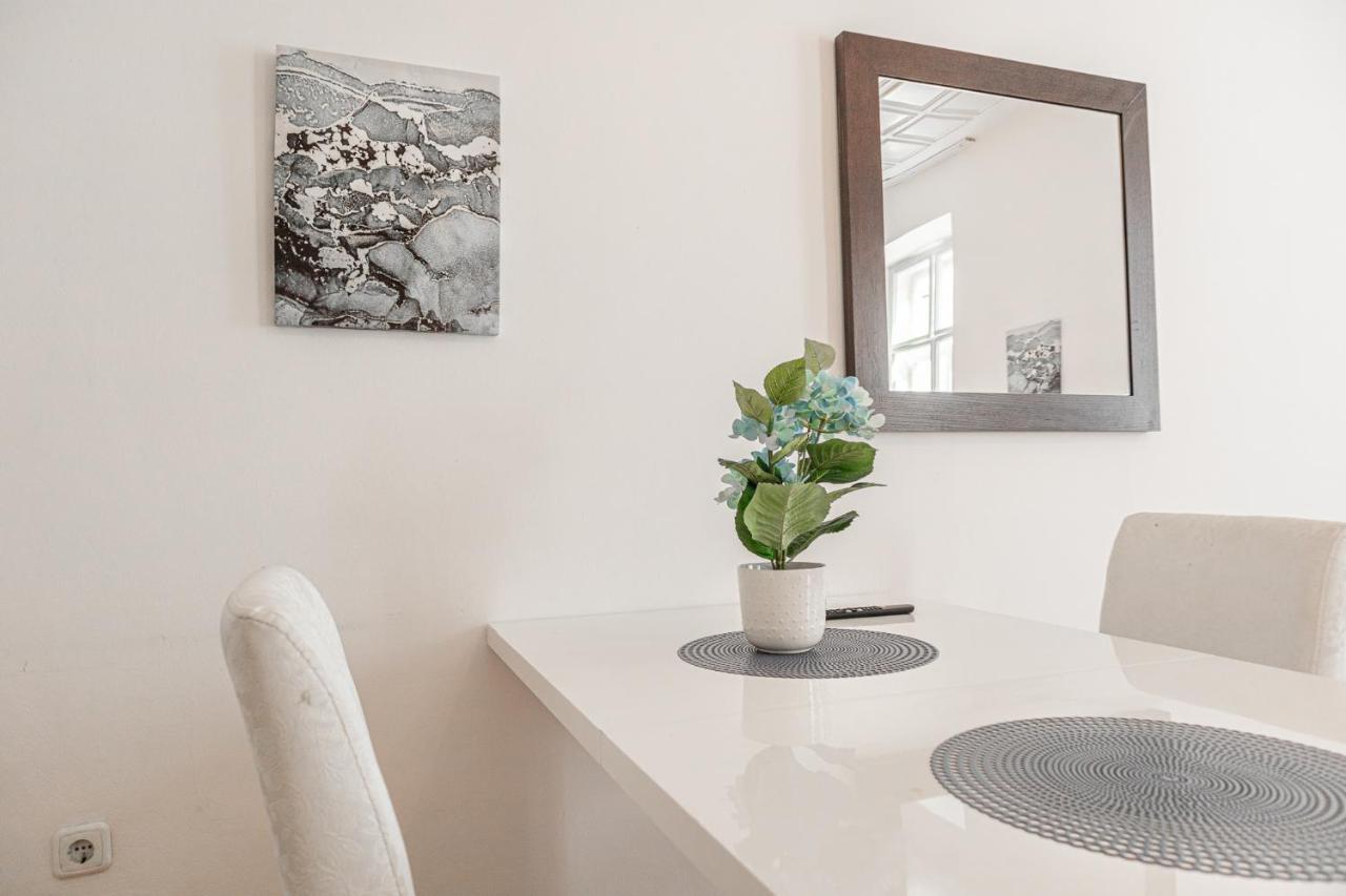 Central Belvedere 3Br Shared Apartment - 12 Min From City Center Βιέννη Εξωτερικό φωτογραφία