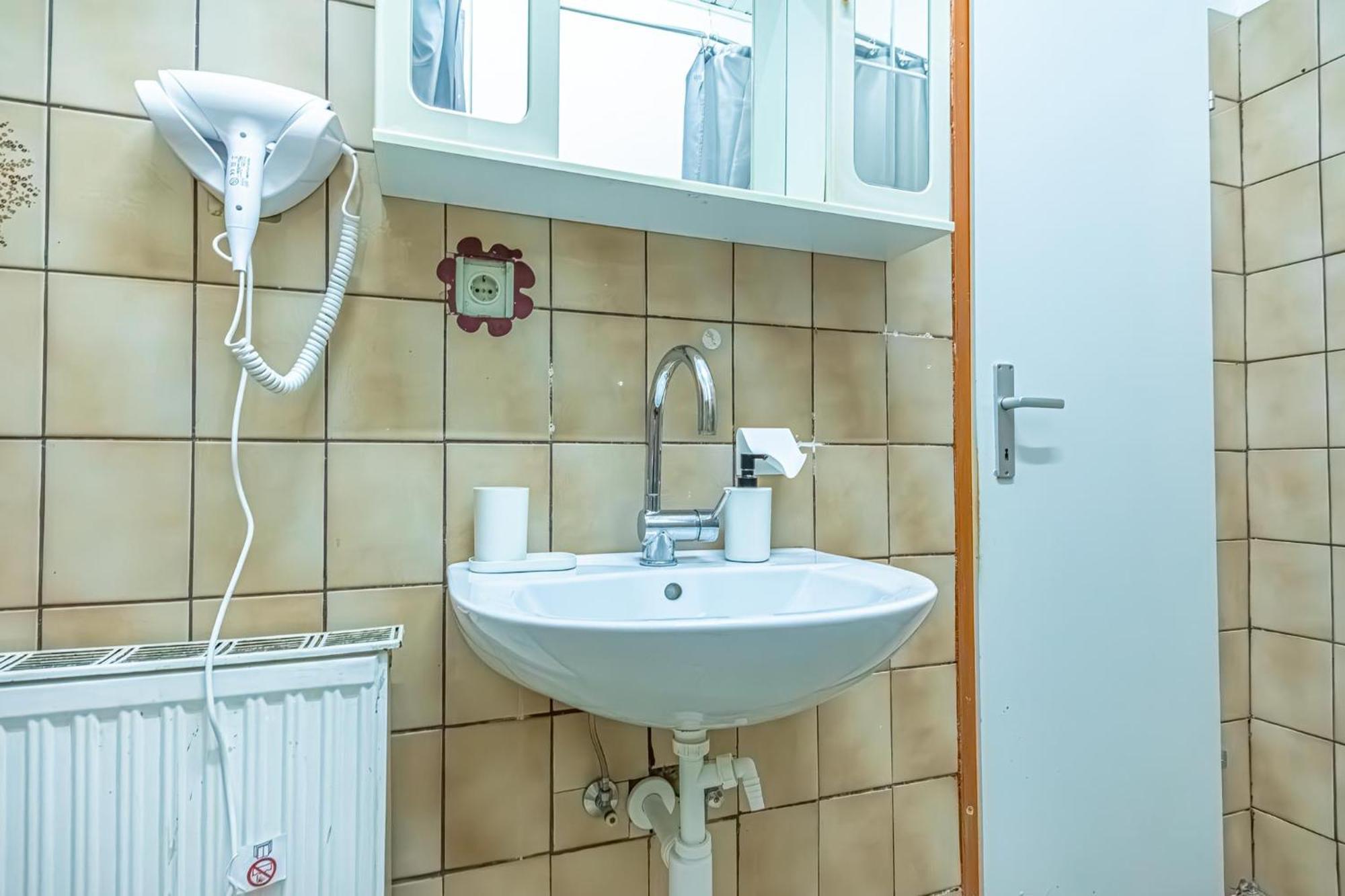 Central Belvedere 3Br Shared Apartment - 12 Min From City Center Βιέννη Εξωτερικό φωτογραφία